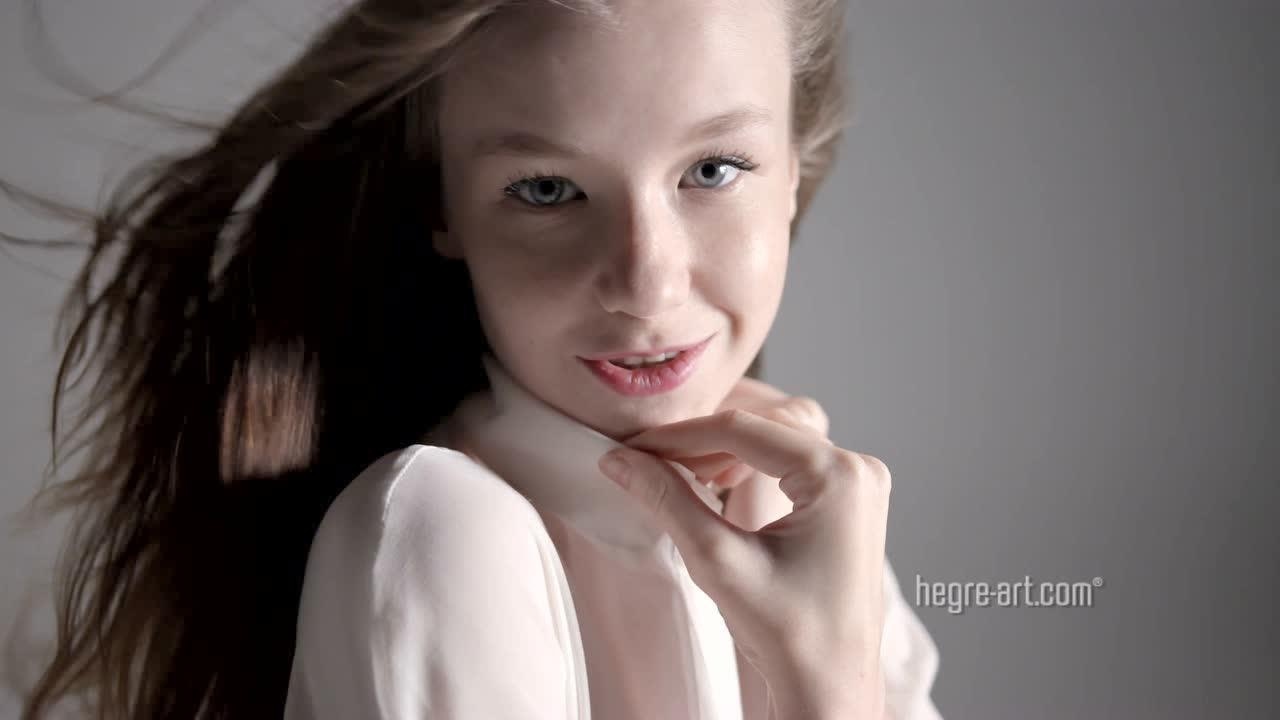 emilybloom angelina全集在线观看